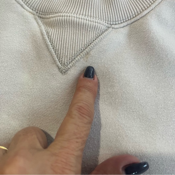 Vuori Women's Sedona Weekender Milkweed Crewneck Oversized Pullover SZ XS - Picture 9 of 11